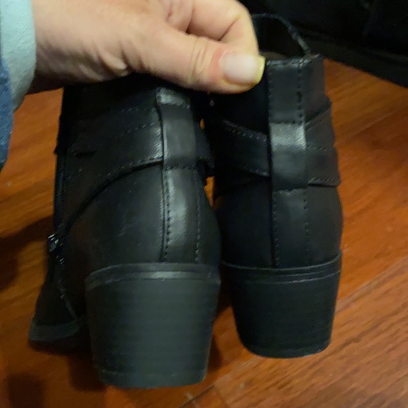 Booties - Picture 4 of 7